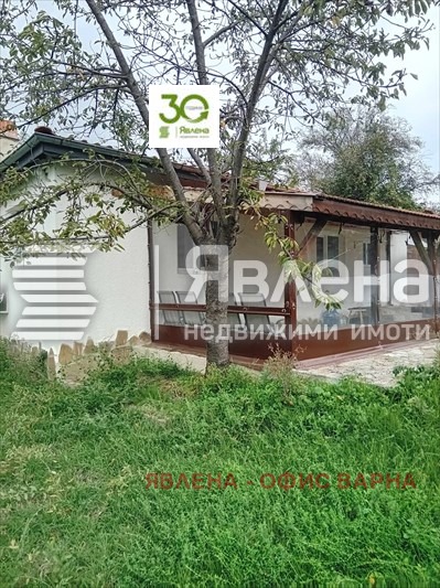 Продава КЪЩА, с. Аврен, област Варна, снимка 16 - Къщи - 47697931