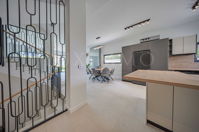 Zu verkaufen  Haus Sofia , Bojana , 401 qm | 97635630 - Bild [11]