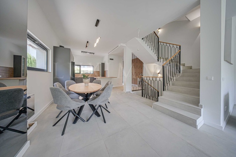 Zu verkaufen  Haus Sofia , Bojana , 401 qm | 97635630 - Bild [10]