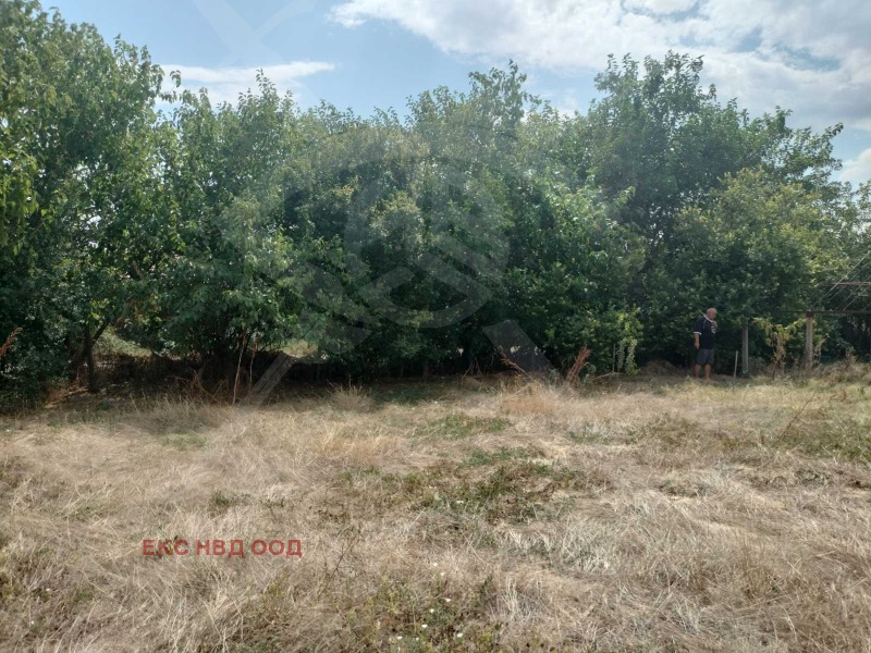 Продава ПАРЦЕЛ в област Пловдив, с. Царацово - 490 кв.м / 61 800 € » 120 870.29 лв., ЕКС НВД ПЛОВДИВ ООД