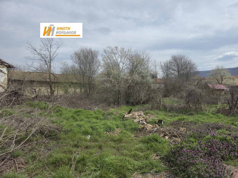 Продава ПАРЦЕЛ в област Велико Търново, с. Кесарево - 1050 кв.м / 9 000 € » 17 602.47 лв., ИМОТИ ЙОРДАНОВ ЕООД
