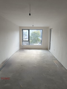 1 slaapkamer Vazrazjdane 1, Varna