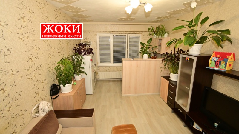 Продава  1-стаен град Перник , Тева , 45 кв.м | 99579664