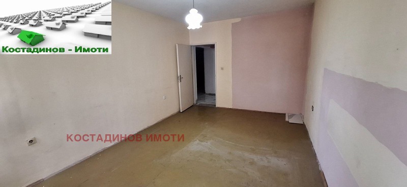 De vânzare  1 dormitor Plovdiv , Izgrev , 78 mp | 77849671 - imagine [11]