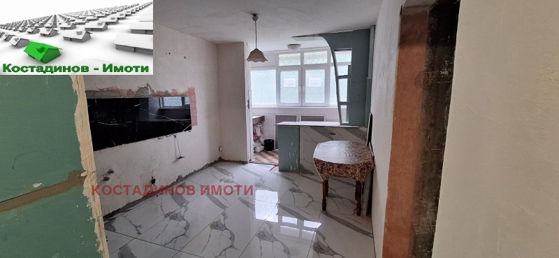 En venta  1 dormitorio Plovdiv , Izgrev , 78 metros cuadrados | 77849671 - imagen [2]