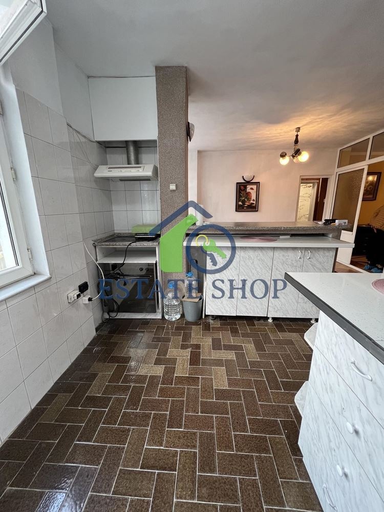 Eladó  2 hálószobás Plovdiv , Kjucsuk Parizs , 100 négyzetméter | 29455279 - kép [5]