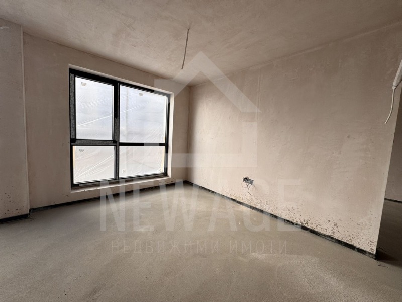 Продава 3-СТАЕН, гр. Варна, к.к. Св.Св. Константин и Елена, снимка 2 - Апартаменти - 53198159