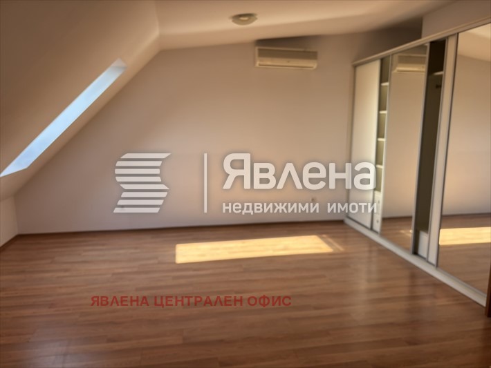 Продава 4-СТАЕН, гр. София, Оборище, снимка 11 - Апартаменти - 56318762