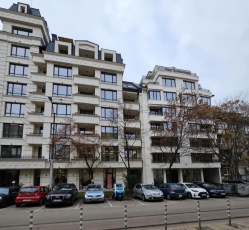 Продава 3-СТАЕН в град София, Център - 101 кв.м / 402 000 € » 786 243.66 лв., ВЯРА 13 М