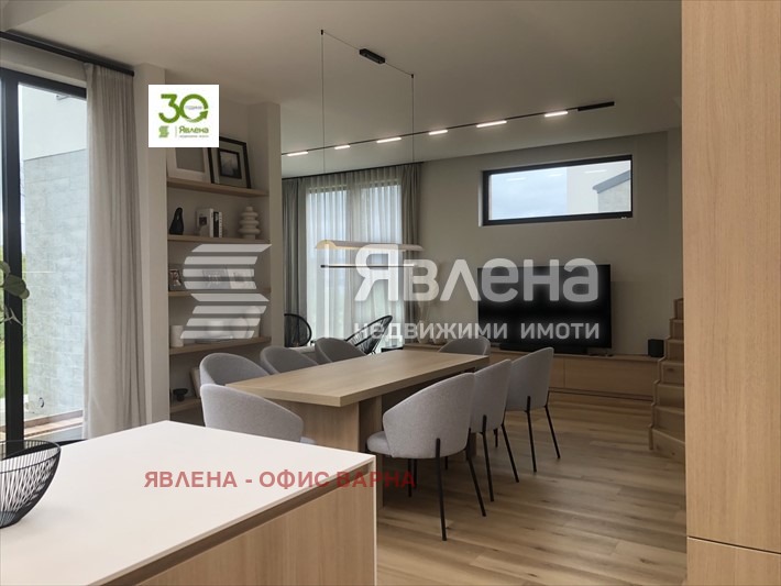 Продава КЪЩА, гр. Варна, Аспарухово, снимка 4 - Къщи - 47414135