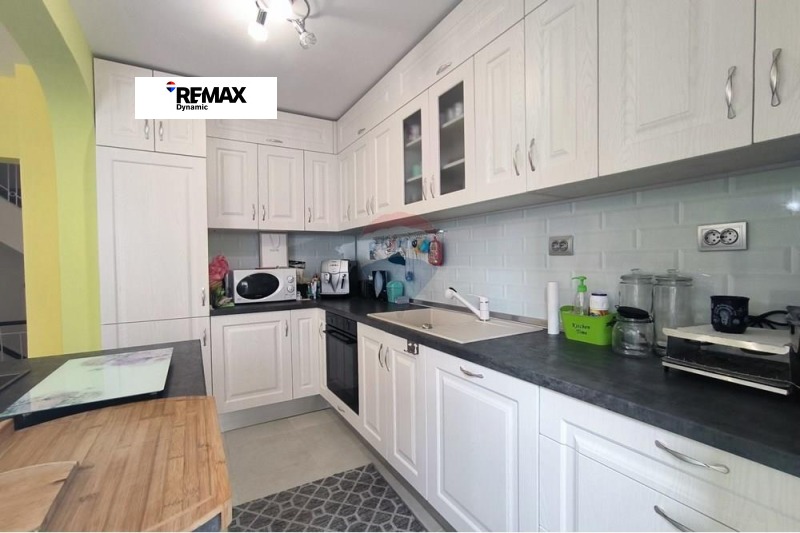 Продава КЪЩА, гр. Поморие, област Бургас, снимка 4 - Къщи - 53081798