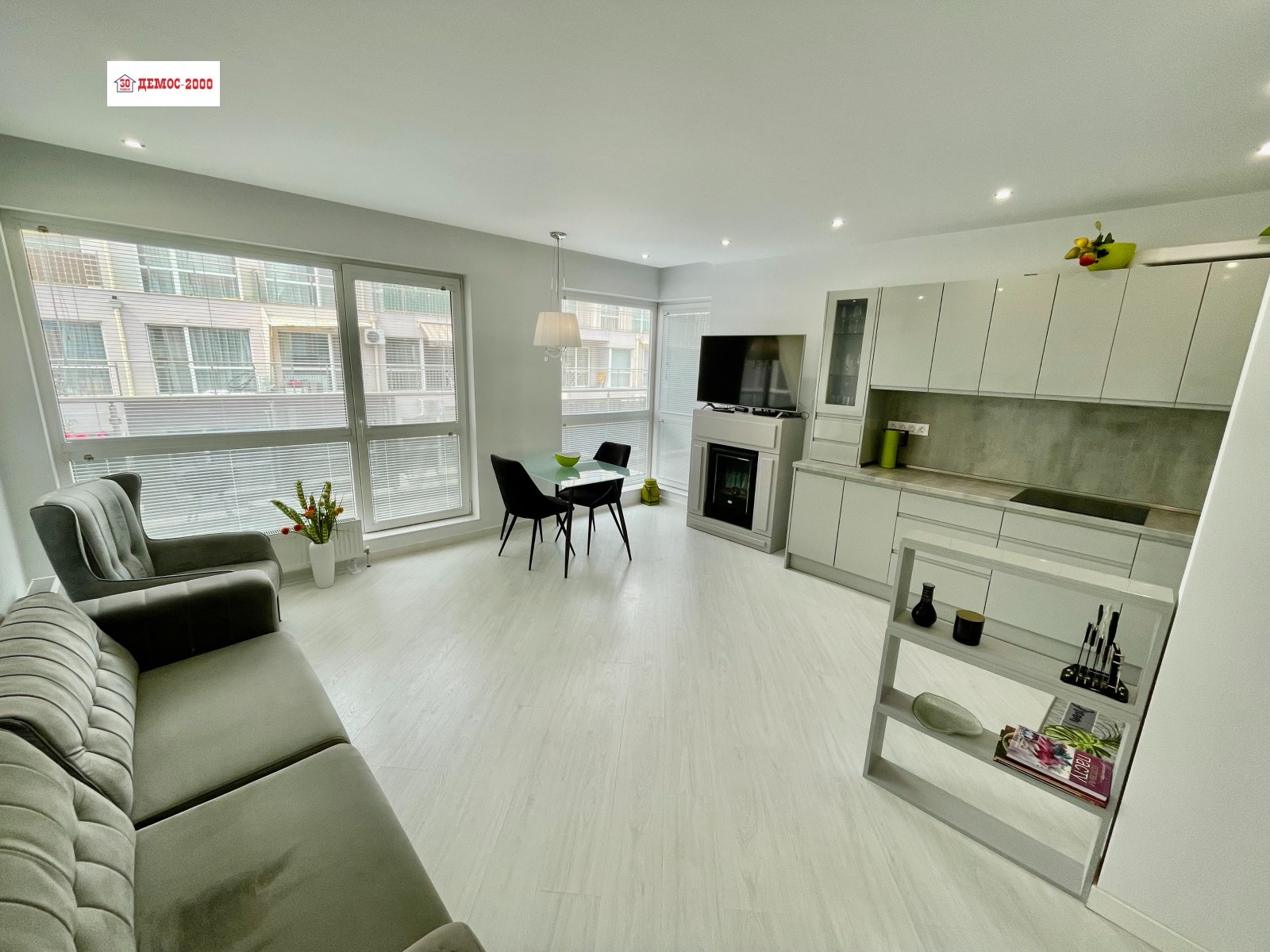 Продава 3-СТАЕН, гр. Варна, Бриз, снимка 3 - Апартаменти - 54368041