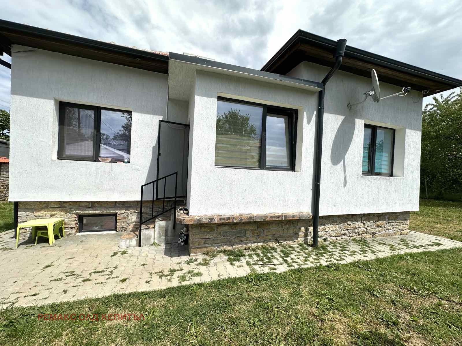 Продава КЪЩА, с. Ново село, област Велико Търново, снимка 3 - Къщи - 55301549