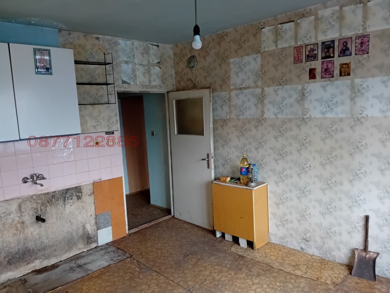 Продава 2-СТАЕН, гр. Кюстендил, Осогово, снимка 12 - Апартаменти - 52918670