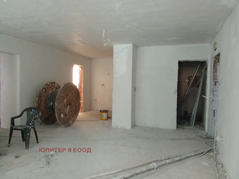 De vânzare  2 dormitoare Sofia , Oboriște , 129 mp | 77444860 - imagine [2]