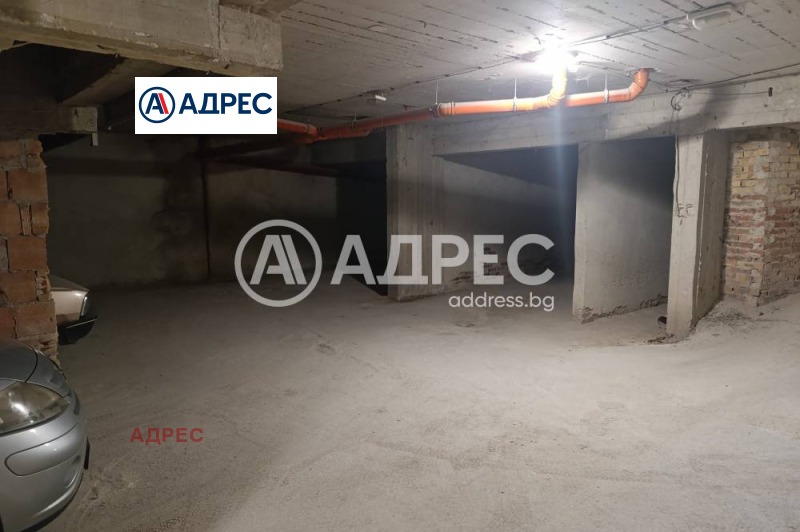 Продава ГАРАЖ, ПАРКОМЯСТО, гр. Варна, Център, снимка 7 - Гаражи и паркоместа - 53172892