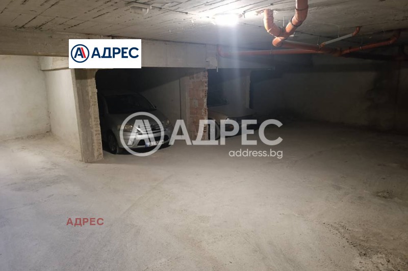 Продава ГАРАЖ, ПАРКОМЯСТО, гр. Варна, Център, снимка 6 - Гаражи и паркоместа - 53172892