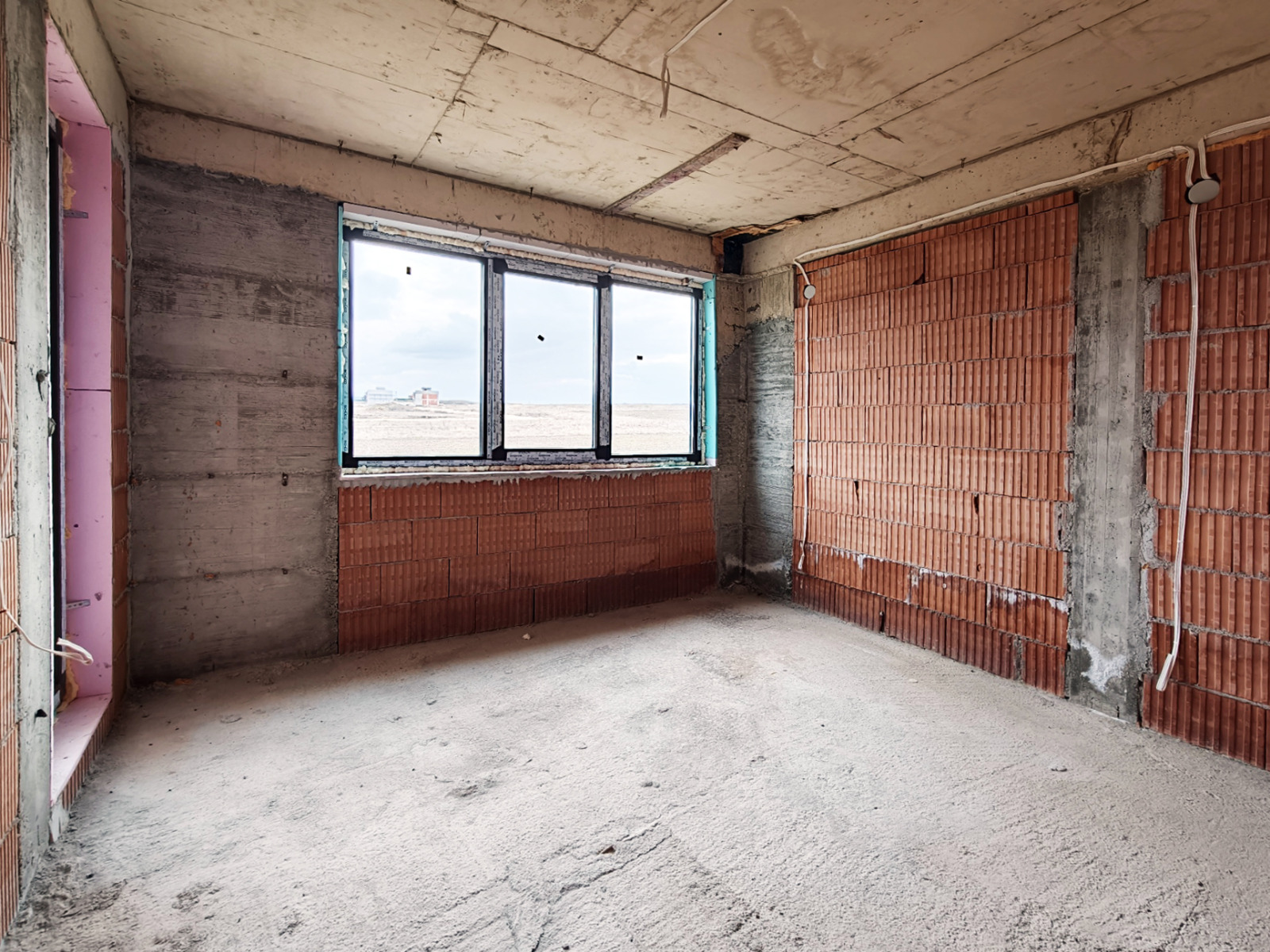 Продава КЪЩА, с. Гурмазово, област София област, снимка 2 - Къщи - 53846193