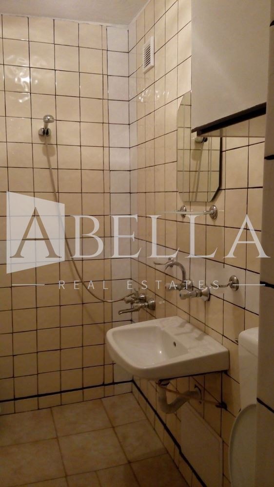 Myytävänä  Studio Sofia , Ljulin 7 , 36 neliömetriä | 76534728 - kuva [6]