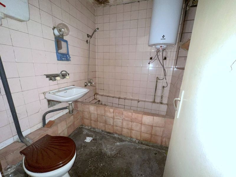 На продаж  1 спальня Шумен , Тракия , 63 кв.м | 48782710 - зображення [8]