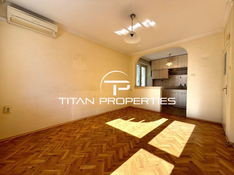 Продава 3-СТАЕН, гр. Пловдив, Кършияка, снимка 3 - Апартаменти - 53019353