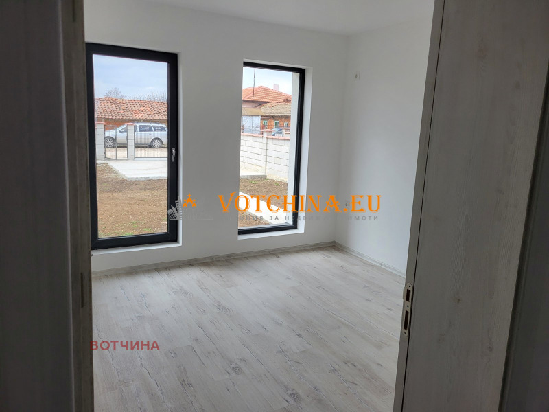 Продава КЪЩА, с. Соколово, област Добрич, снимка 3 - Къщи - 49186957