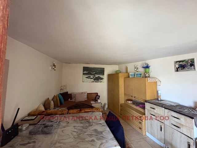 Продава  Къща област Ловеч , с. Лисец , 100 кв.м | 85007559 - изображение [2]