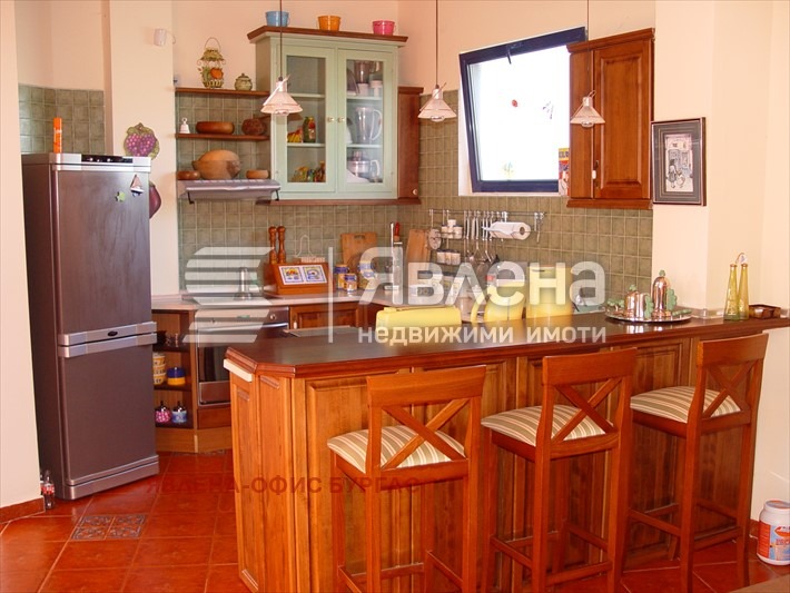 Продава КЪЩА, с. Варвара, област Бургас, снимка 7 - Къщи - 53263236