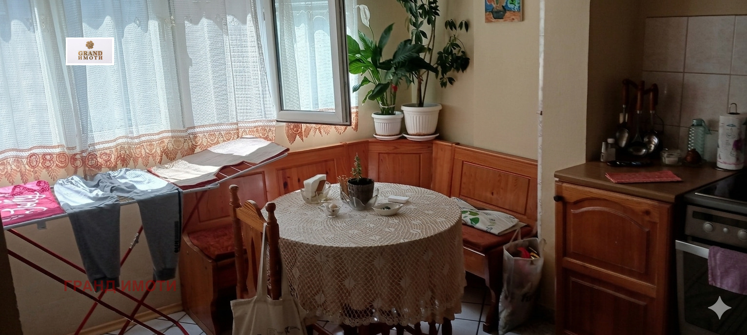 Продава 1-СТАЕН, гр. Русе, Родина 2