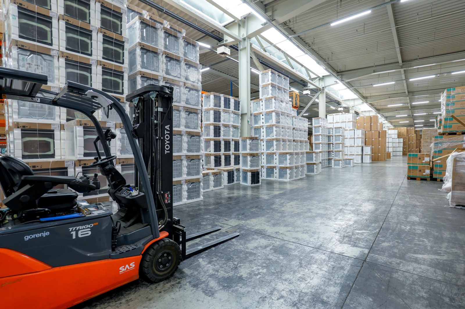 Продава СКЛАД, гр. София, с. Волуяк, снимка 2 - Складове - 53621020