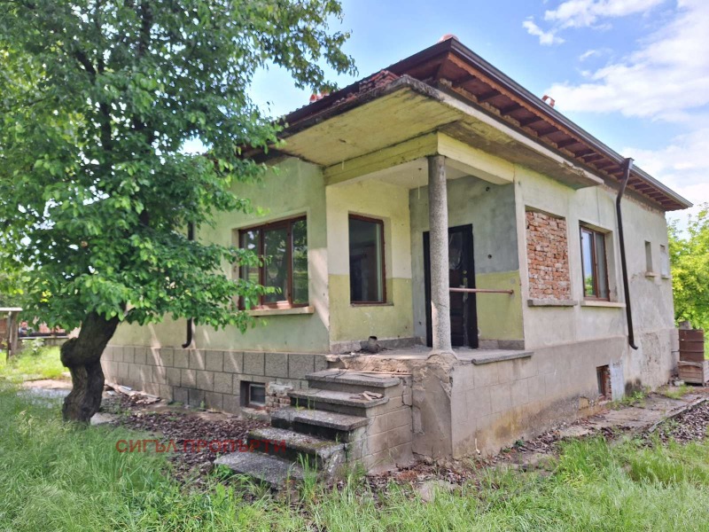 Продава КЪЩА в област Плевен, гр. Червен бряг - 90 кв.м / 40 903.35 € » 80 000 лв., СИГЪЛ ПРОПЪРТИ