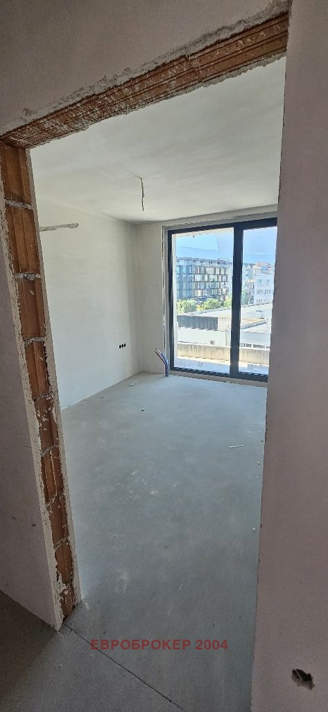 Продава  3-стаен град София , Изгрев , 121 кв.м | 32039372 - изображение [6]
