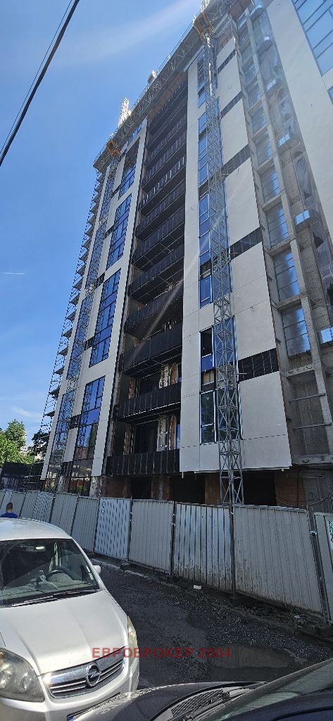 Продава 3-СТАЕН, гр. София, Изгрев, снимка 3 - Апартаменти - 46734477