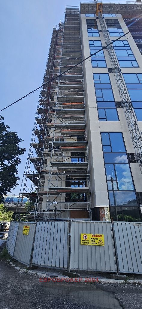 Продава 3-СТАЕН, гр. София, Изгрев, снимка 2 - Апартаменти - 46734477