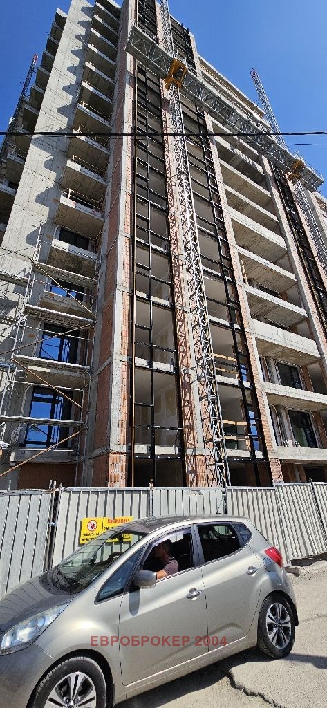 Продава  3-стаен град София , Изгрев , 121 кв.м | 32039372 - изображение [2]