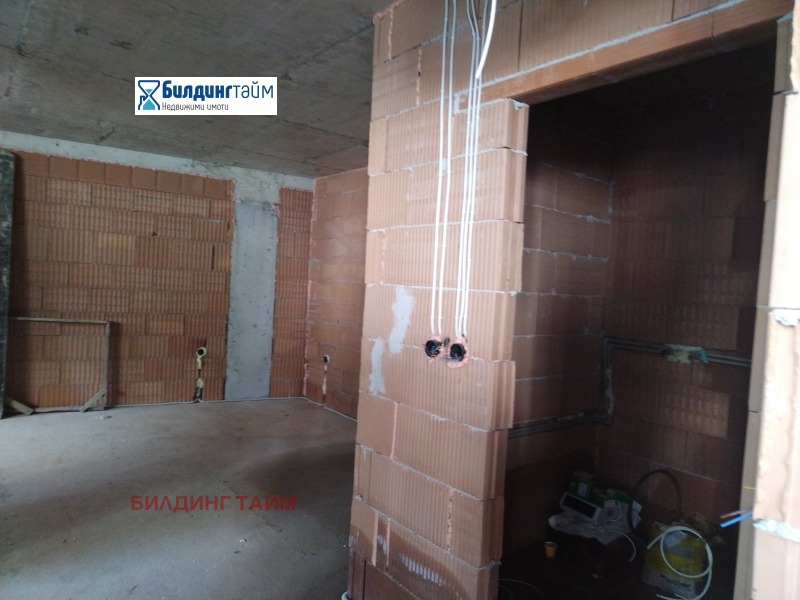 Продава ОФИС, гр. Шумен, Център, снимка 2 - Офиси - 52493180