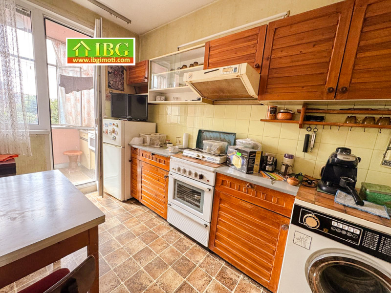 Продава  2-стаен град Русе , Хъшове , 72 кв.м | 68953866 - изображение [2]