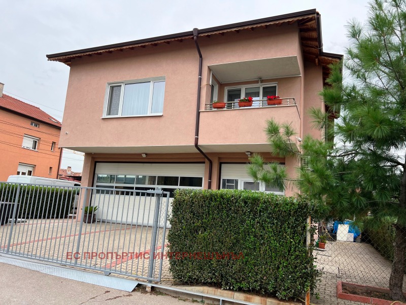 Продава  Къща област София , гр. Божурище , 325 кв.м | 27343970 - изображение [2]