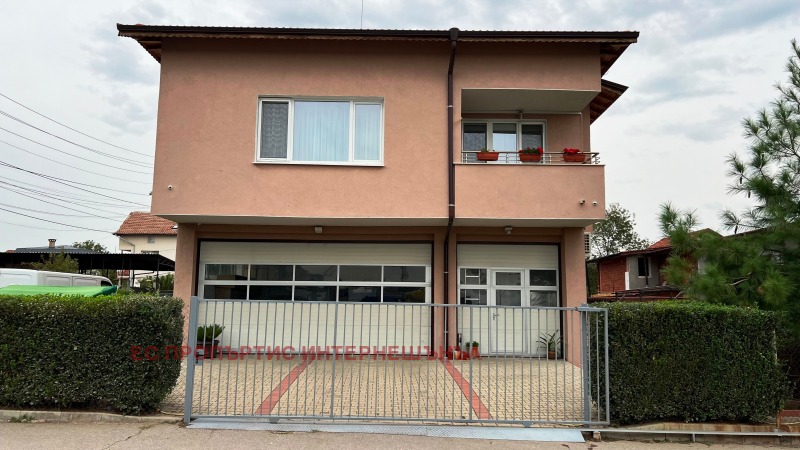 Продава  Къща област София , гр. Божурище , 325 кв.м | 27343970
