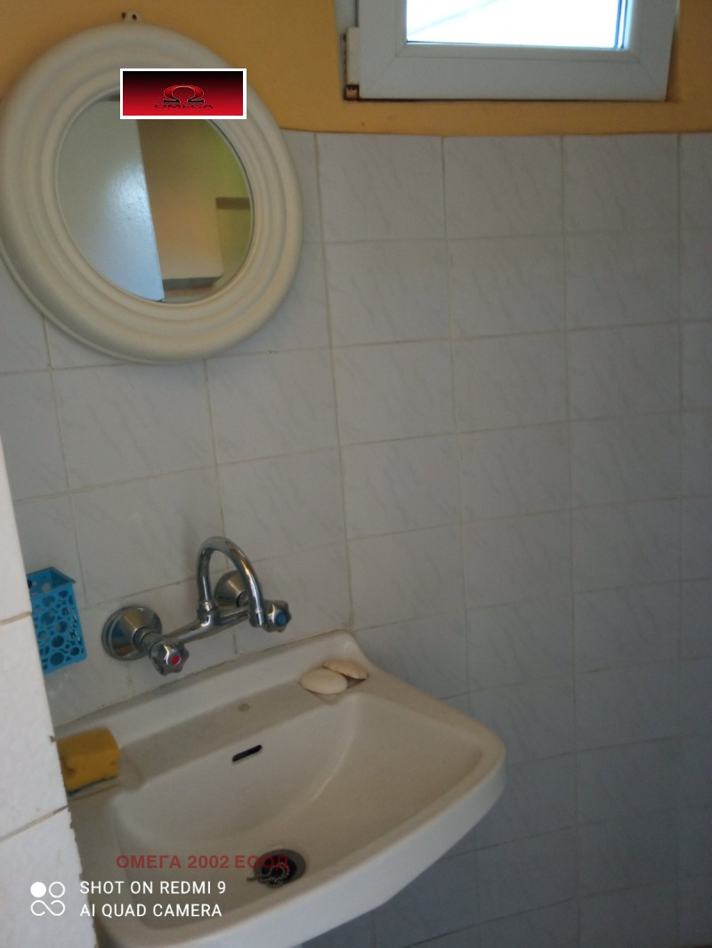 Продава КЪЩА, гр. Русе, Централен кооп. пазар, снимка 2 - Къщи - 52438938