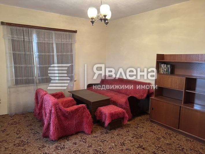 Продава КЪЩА, с. Крислово, област Пловдив, снимка 4 - Къщи - 52716651