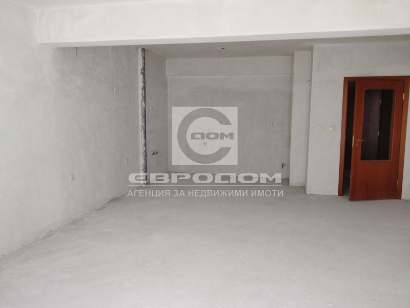 Продава 2-СТАЕН в град Стара Загора, Център - 100 кв.м / 115 000 € » 224 920.45 лв., ЕВРОДОМ