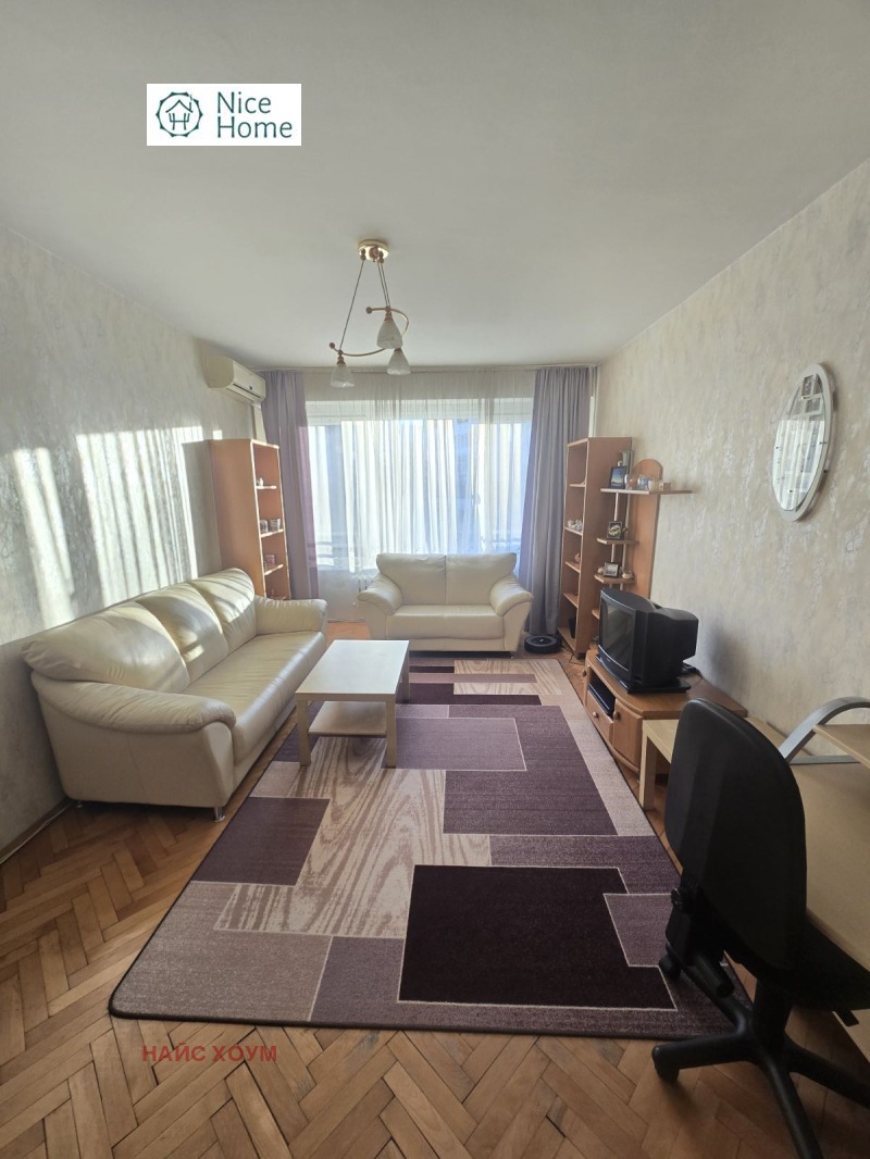 À vendre  2 chambres Sofia , Mladost 1 , 64 m² | 71906254