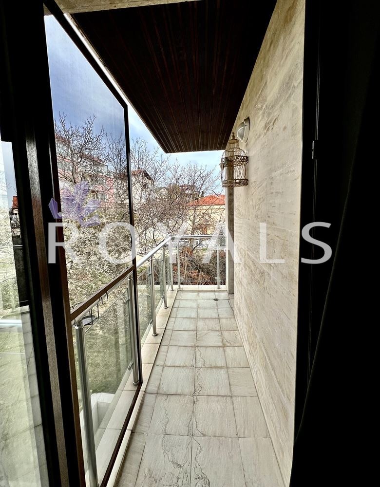 Продава  3-стаен град Варна , Бриз , 130 кв.м | 82288783 - изображение [11]