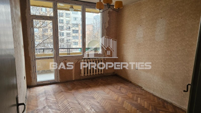 Продава 3-СТАЕН, гр. София, Банишора, снимка 4 - Апартаменти - 53242634