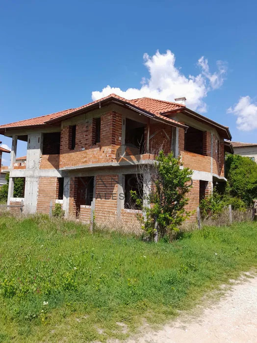 For Sale  House Plovdiv , Komatevo , 296 sq.m | 80997646 - image [3]