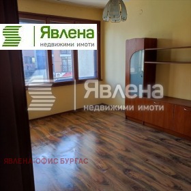 2 bedroom Tsentar, Burgas 1