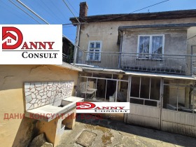 Casa Platchkovci, região Gabrovo