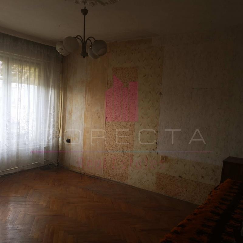 Продава 2-СТАЕН, гр. Русе, Алеи Възраждане, снимка 3 - Aпартаменти - 48676912