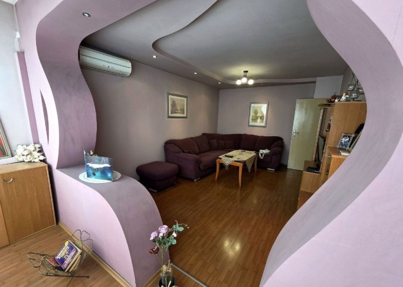 À vendre  1 chambre Kyustendil , Ilyo voivoda , 65 m² | 94311092